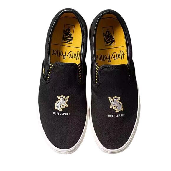 VANS Classic Slip On Harry Potter Hufflepuff Men\'s Skate Skate Shoes Size 10 NEW